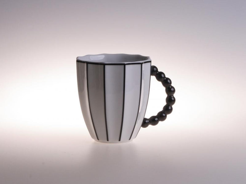 Black & White Retro Style Porcelain Round Cup with